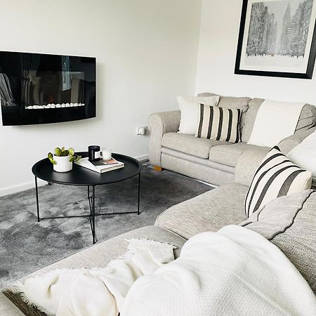Home In Solihull - Near Nec, Bhx & Solihull Town Centre Birmingham Kültér fotó