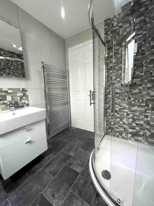 Home In Solihull - Near Nec, Bhx & Solihull Town Centre Birmingham Kültér fotó
